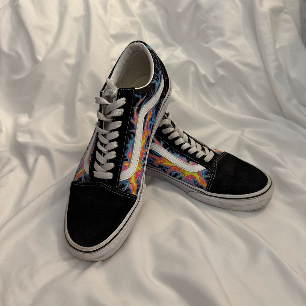 EUC Vans Old Skool Glow in the Dark Blue and Orange Electric Flame Sneakers